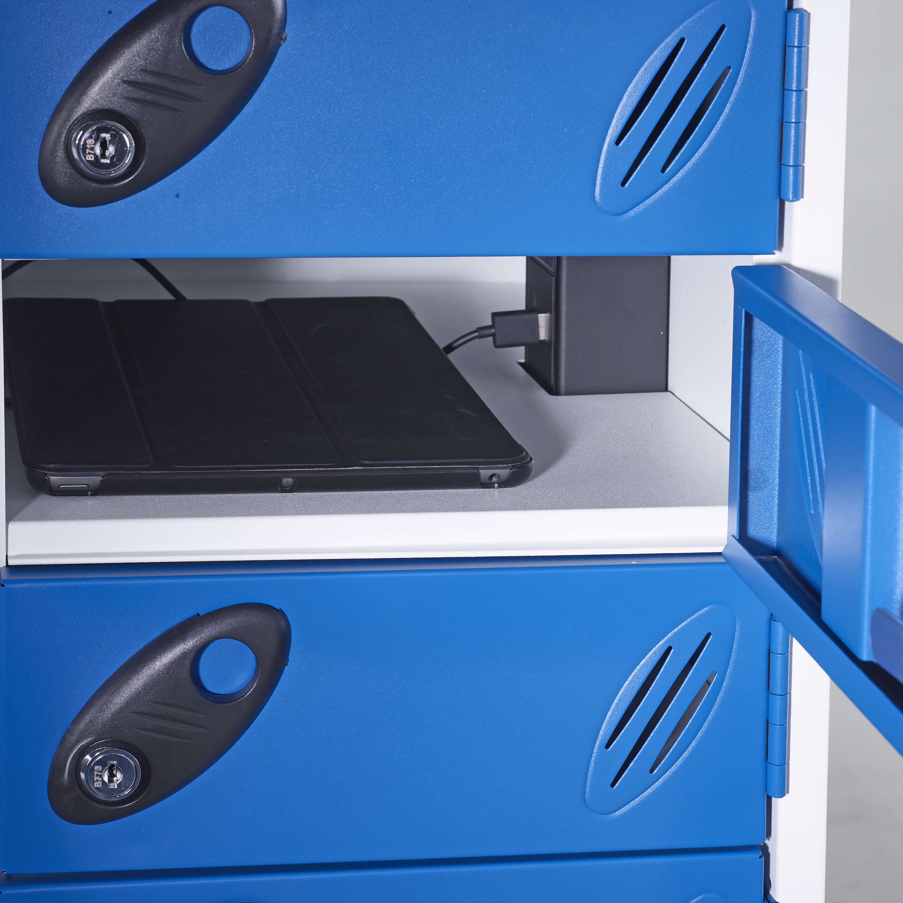 Probe Laptop & Tablet Charging/Storage Locker